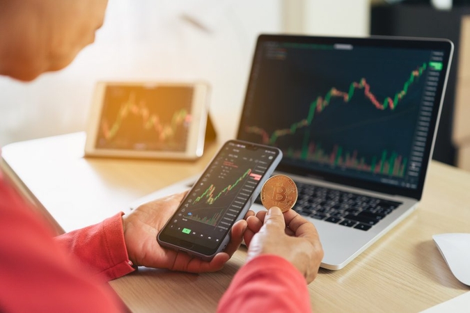 Investuoti į kriptovaliutą susigundęs vyras prarado apie 14,5 tūkst. eurų