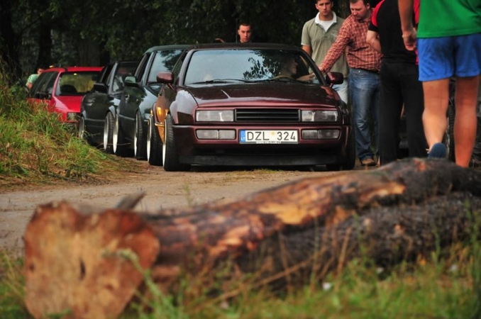Tradicijos: automobilių mėgėjų renginys "Vasaros ratas" laikosi tradicijų ir susitikti kviečia toje pačioje vietoje ir beveik tuo pačiu metu, kaip ir visus 22-ejus metus.