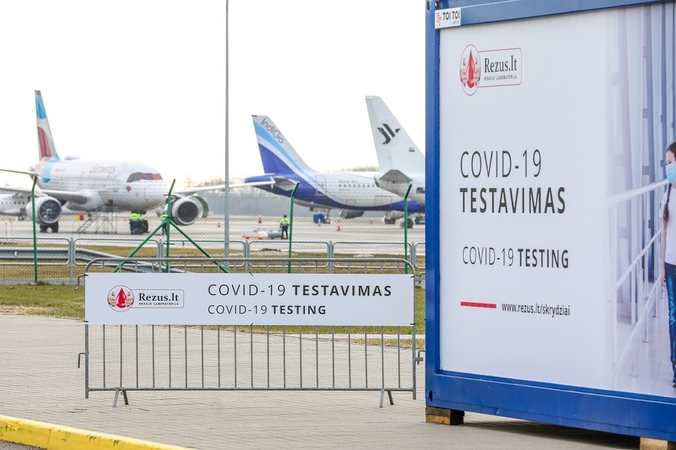Oro uostuose nebeliks COVID-19 testavimo punktų