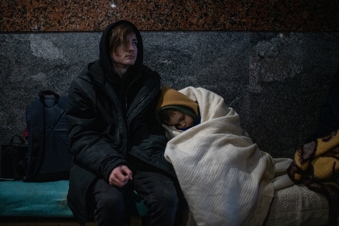 ES įspėja dėl prekybos žmonėmis grėsmės iš Ukrainos bėgantiems vaikams