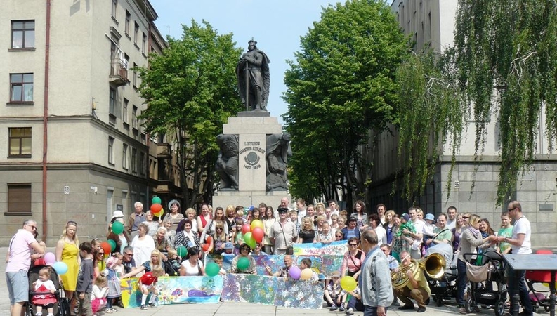 Visuomeninis judėjimas „Dirbam Kaunui“.