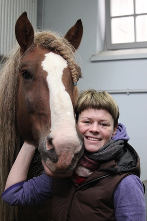 Dainuojanti veterinarė – LSMU VA rezidentė