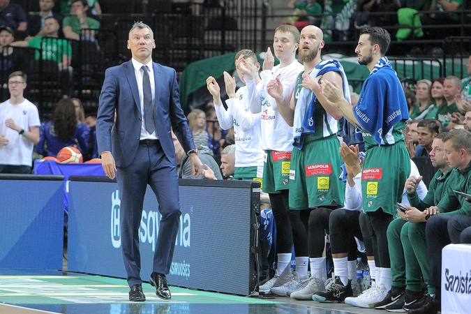 Šaras apie raginimą pasilikti: stengsimės išpildyti norus