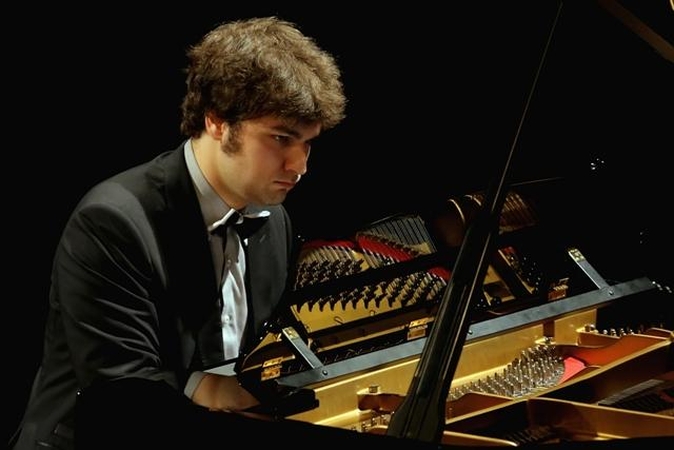 L. Geniušas.