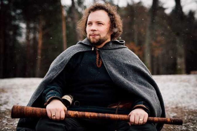 S.Petreikis. 