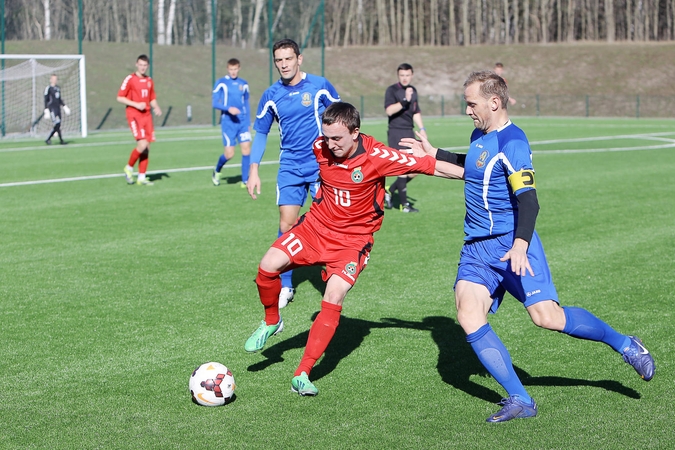 Lietuvos U-19 rinktinė įveikė „Atlanto" futbolininkus