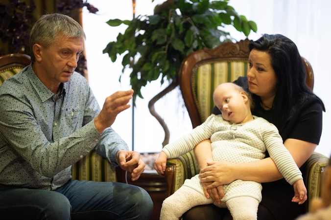 Rimantas Kėvalas ir Elzė su mama