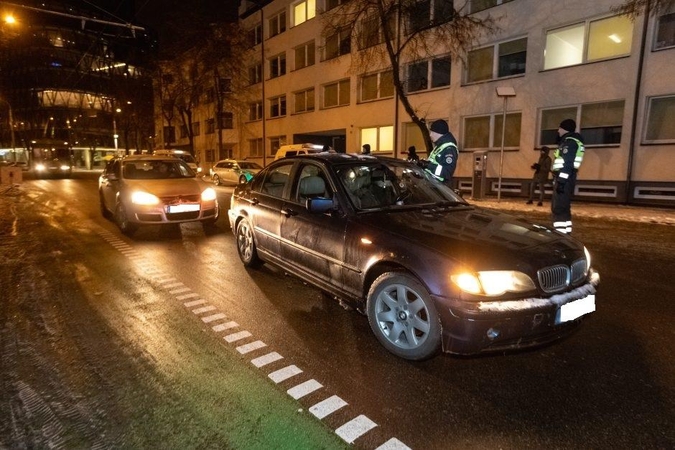 Girtam vairuotojui iki namų buvo likę keli metrai, tačiau jų pasiekti vyras nespėjo
