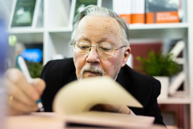 Prof. V. Landsbergis: Knygų mugė yra Lietuvos gyvybės ženklas