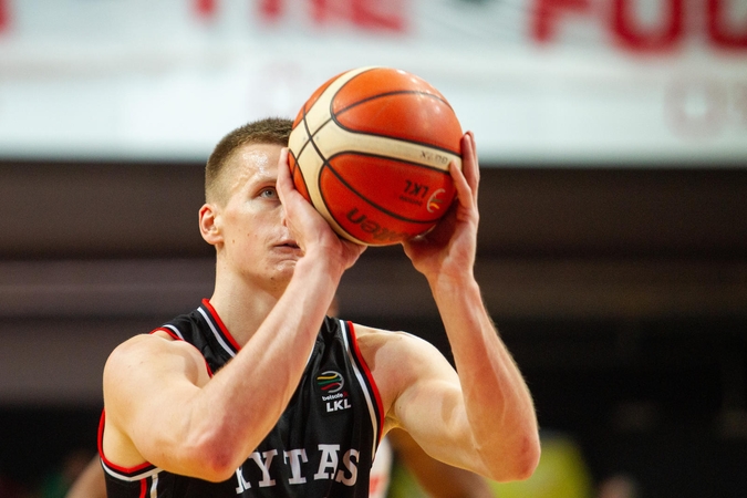 Be dramos: „Rytas“ užtikrintai žengė į LKL pusfinalį