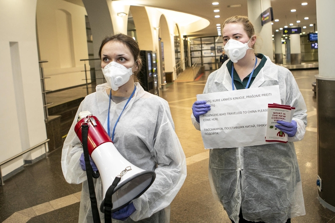 Grįžusiems iš Kinijos – sveikatos specialistų patarimai