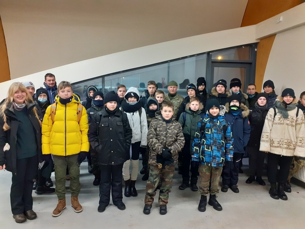 Nakties žygyje – išbandymas pūga: sudėtingą maršrutą įveikė ir vaikai