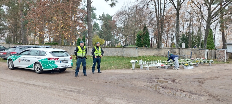 Visų Šventųjų diena ir Vėlinės: ką svarbu žinoti