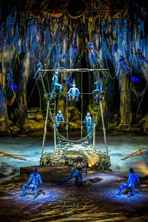 Pamatykite: Vilnių su gimtadieniu pasveikino „Cirque du Soleil“ avatarai