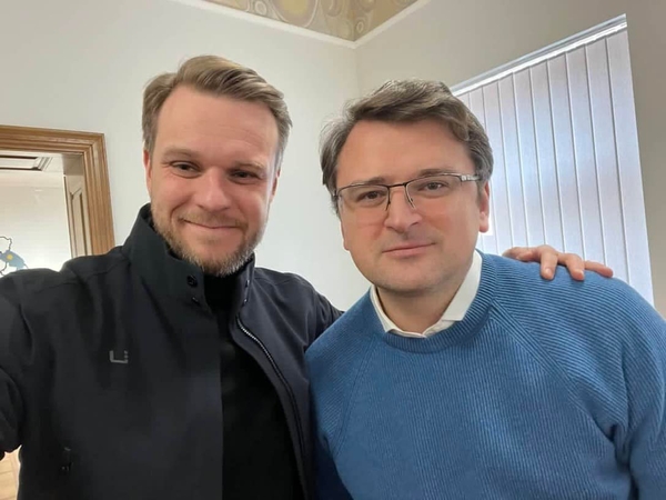Gabrielius Landsbergis (kairėje) ir Dmytro Kuleba