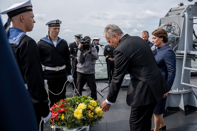 G. Nausėda pagerbė žuvusiuosius jūroje