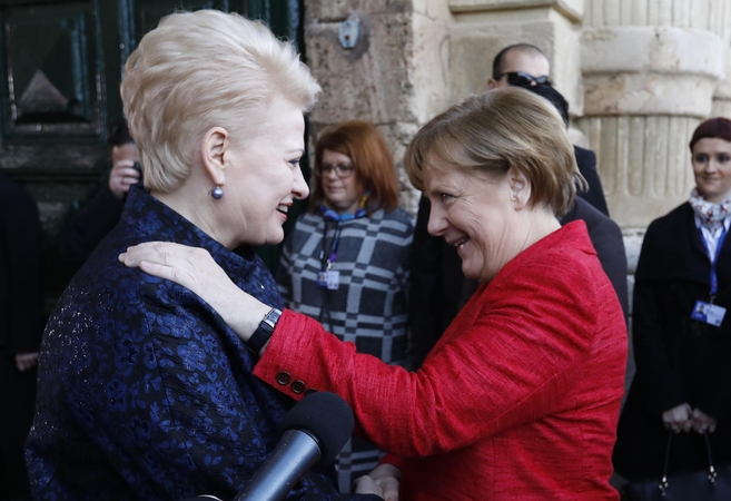 Dalia Grybauskaitė (kairėje) ir Angel Merkel