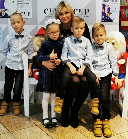 Ketvertuko mama vaistininkė Aurelija: mane sveikina visas pulkas