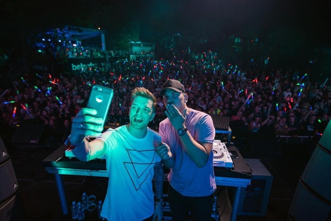 Dvi paras Obuolių saloje vyko festivalis „Betsafe Radistai Village“