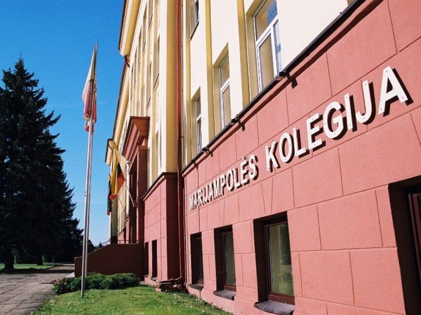 ŠMM siūlo reorganizuoti Marijampolės kolegiją