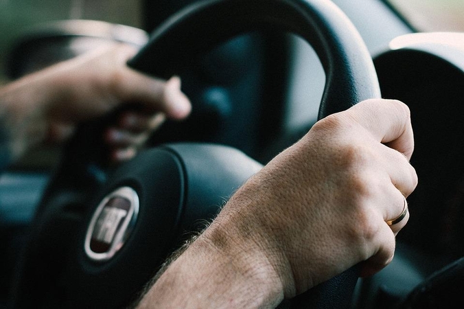 Draudikai: automobilių draudimas brangs