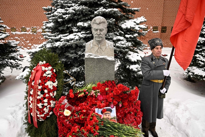 Daugiau nei tūkstantis žmonių Maskvoje paminėjo 70-ąsias J. Stalino mirties metines