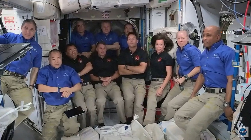 Trečioji „SpaceX“ pilotuojama misija pasiekė Tarptautinę kosminę stotį