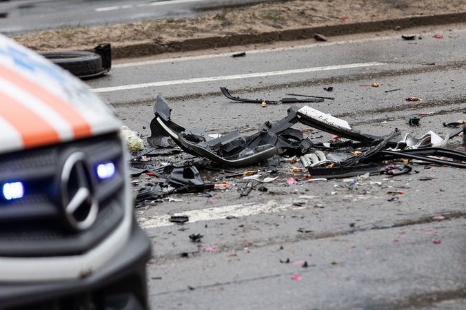 Vilniuje per dviejų automobilių susidūrimą nukentėjo keleivis