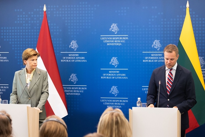 Baiba Bražė ir Gabrielius Landsbergis