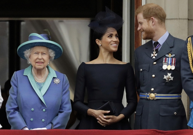 Karalienė Elžbieta II rengia krizinį susitikimą su princu Harry