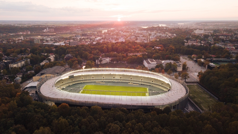 Dariaus ir Girėno stadionas pasitinka naują sezoną: pirmąkart ankstins pavasarį – budins veją