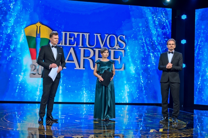 „Lietuvos garbė 2021“: Nepriklausomybės atkūrimo dieną apdovanoti šalies herojai