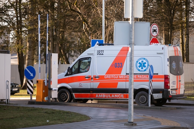 Greitosios pagalbos automobilyje mirė vyras