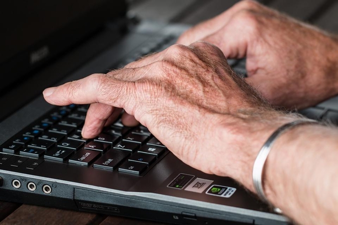 Sudie, kompiuteri, lik sveikas, telefone: 5 patarimai saugiam atsisveikinimui