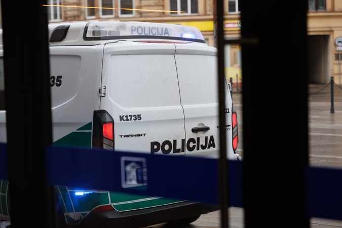 Išpuolis Kauno apylinkės teisme: po naujo agresijos protrūkio smurtautojas grąžintas į kalėjimą
