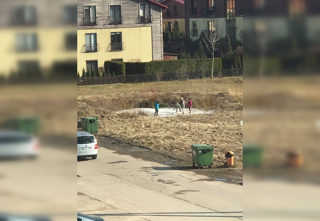 Užfiksavo ant ledo išdykaujančius vaikus: ar verta tai viešinti internete?