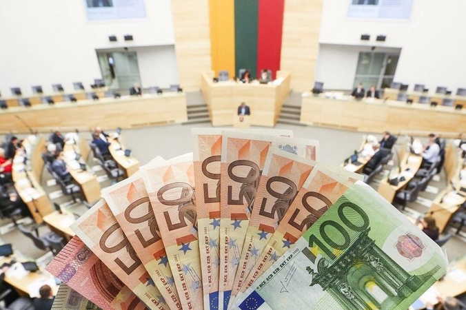 Dalis parlamentarų už valstybės lėšas įsigijo ir „Sėkmingo Seimo nario“ kursus