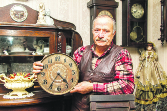 Nuo vaikystės puoselėjamas potraukis mechanizmams paskatino A.Bilviną kolekcionuoti mechaninius laikrodžius.