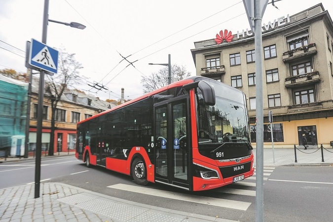 Ukrainiečiai Kaune viešuoju transportu galės važinėti nemokamai