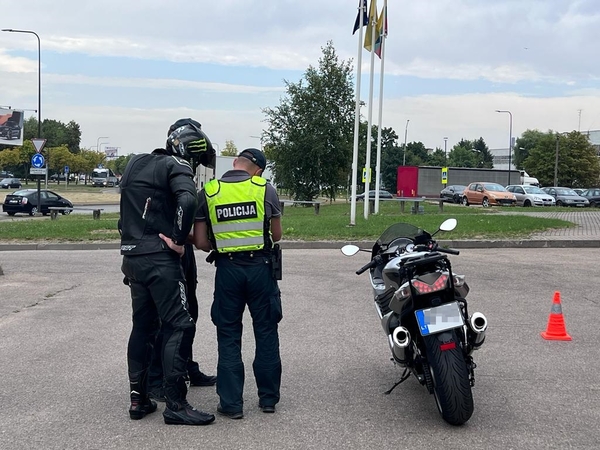 Neįprastas policijos reidas Kaune: kai kurie vairuotojai atvyko net du kartus