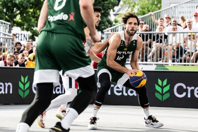 Serbiško siautulio neatlaikiusi vyrų 3x3 rinktinė – antra pasaulyje