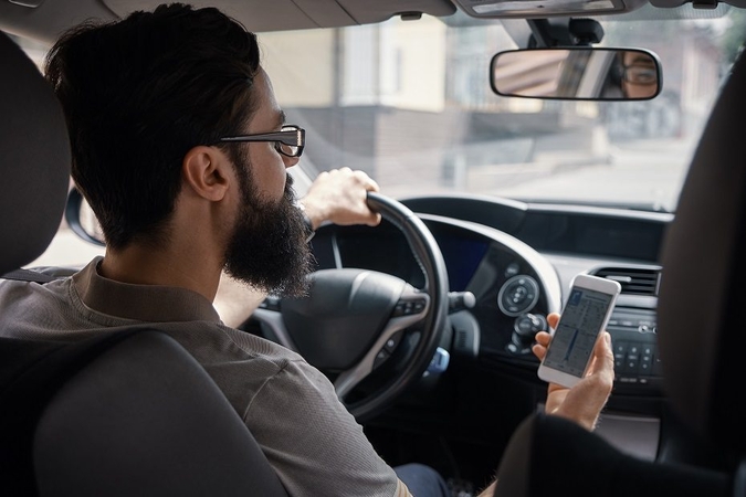 Pavežėjus norima įpareigoti fiksuoti vaizdą arba garsą automobilio salone