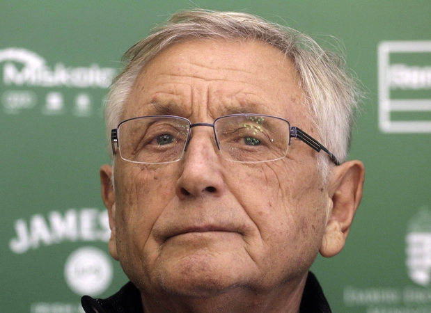 Jiris Menzelis