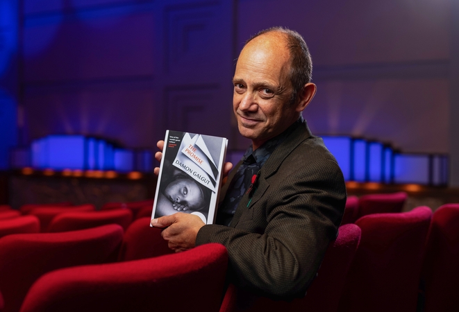 PAR rašytojas D. Galgutas laimėjo prestižinę Bookerio premiją