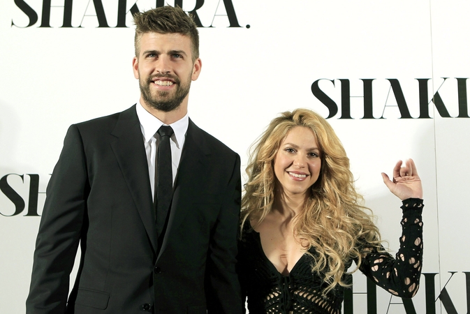 Skiriasi dainininkė Shakira ir futbolininkas G. Pique