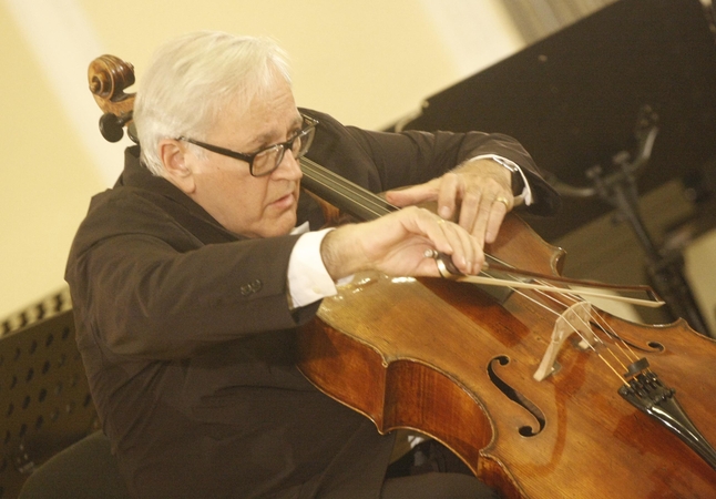 Violončelininkas ir dirigentas Davidas Geringas.