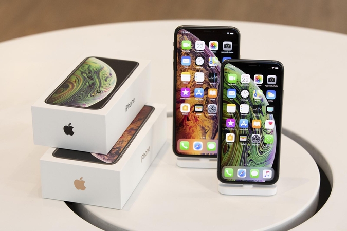Išankstinė naujųjų „iPhone Xs“ prekyba: stebina du dalykai
