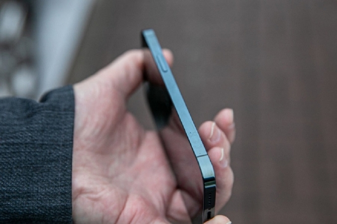 Vilniuje iš jaunuolio pagrobtas telefonas
