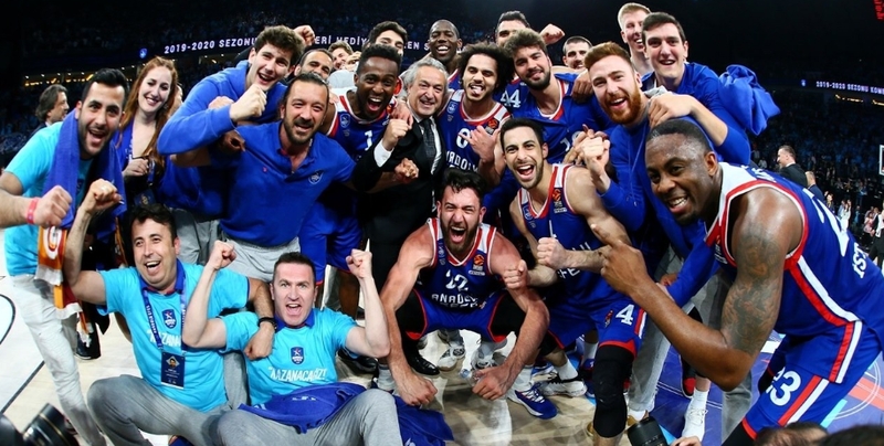 „Anadolu Efes“ išplėšė paskutinį kelialapį į Eurolygos finalo ketvertą