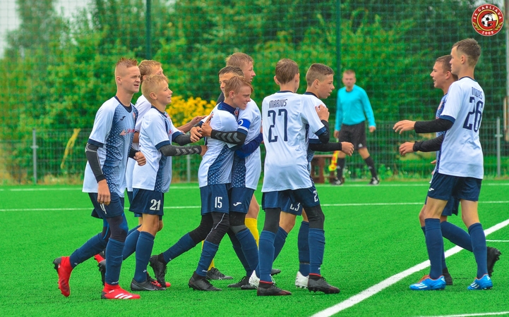 Futbolo klubas „Garliava“ nestokoja ambicijų suburti ir suaugusiųjų komandą